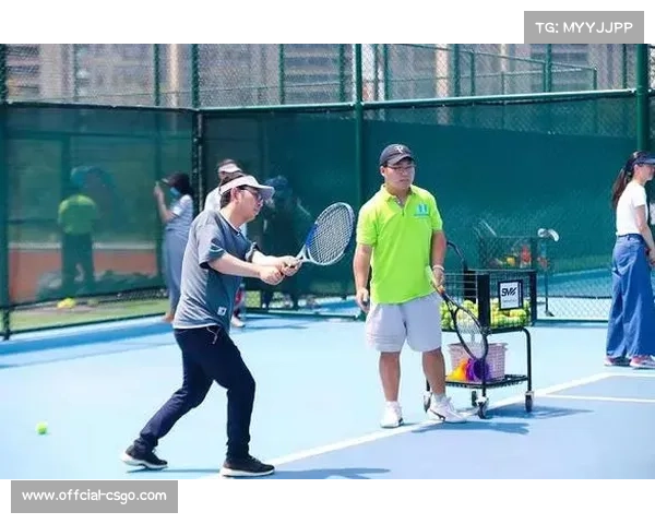 浙江锦标赛创新增设九宫格投球体验活动 助力垒球文化趣味推广